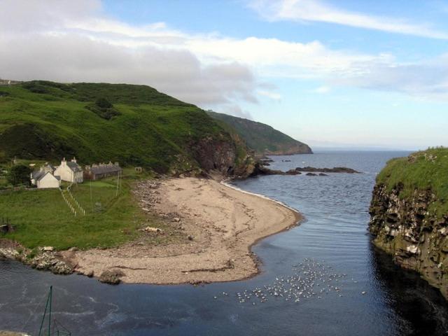 Dunbeath Coastal Retreat Villa Bagian luar foto